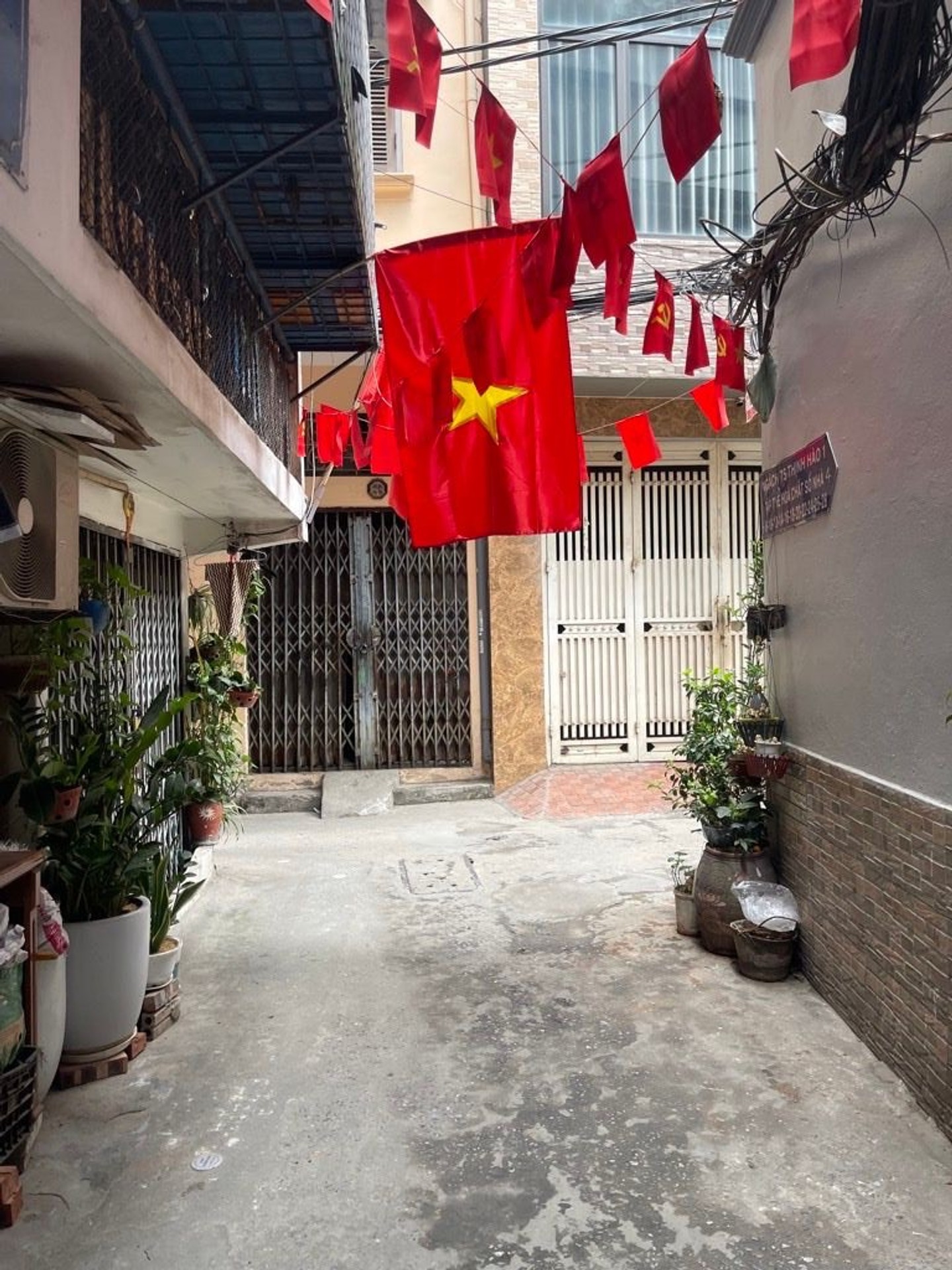 Bán nhà 17/55 Đống Đa - diện tích 55m2 1 tầng - ô tô 30m - giá 3,3 tỷ