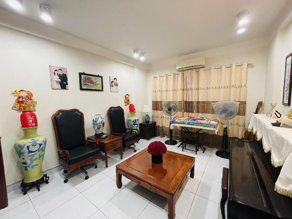 Bán nhà Thanh Nhàn - diện tích 55m2 5 tầng - ô tô đỗ cửa - giá 25 tỷ