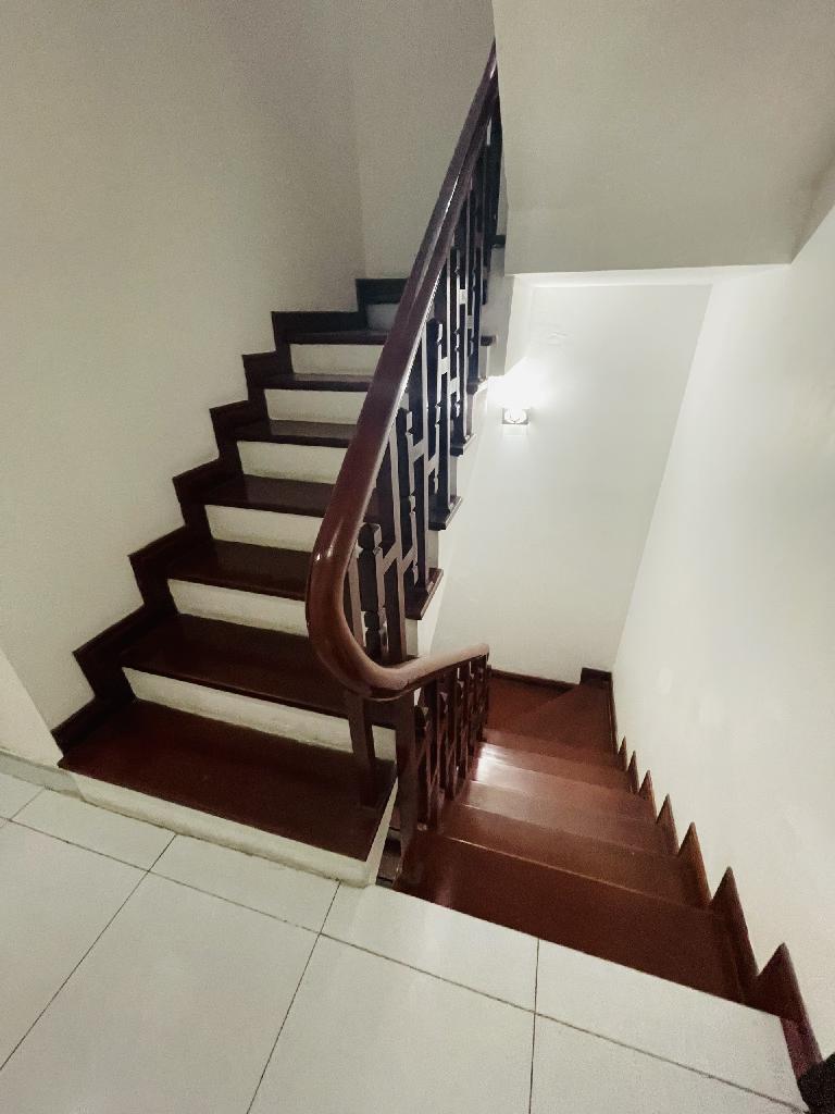 Bán nhà Thanh Nhàn - diện tích 55m2 5 tầng - ô tô đỗ cửa - giá 25 tỷ