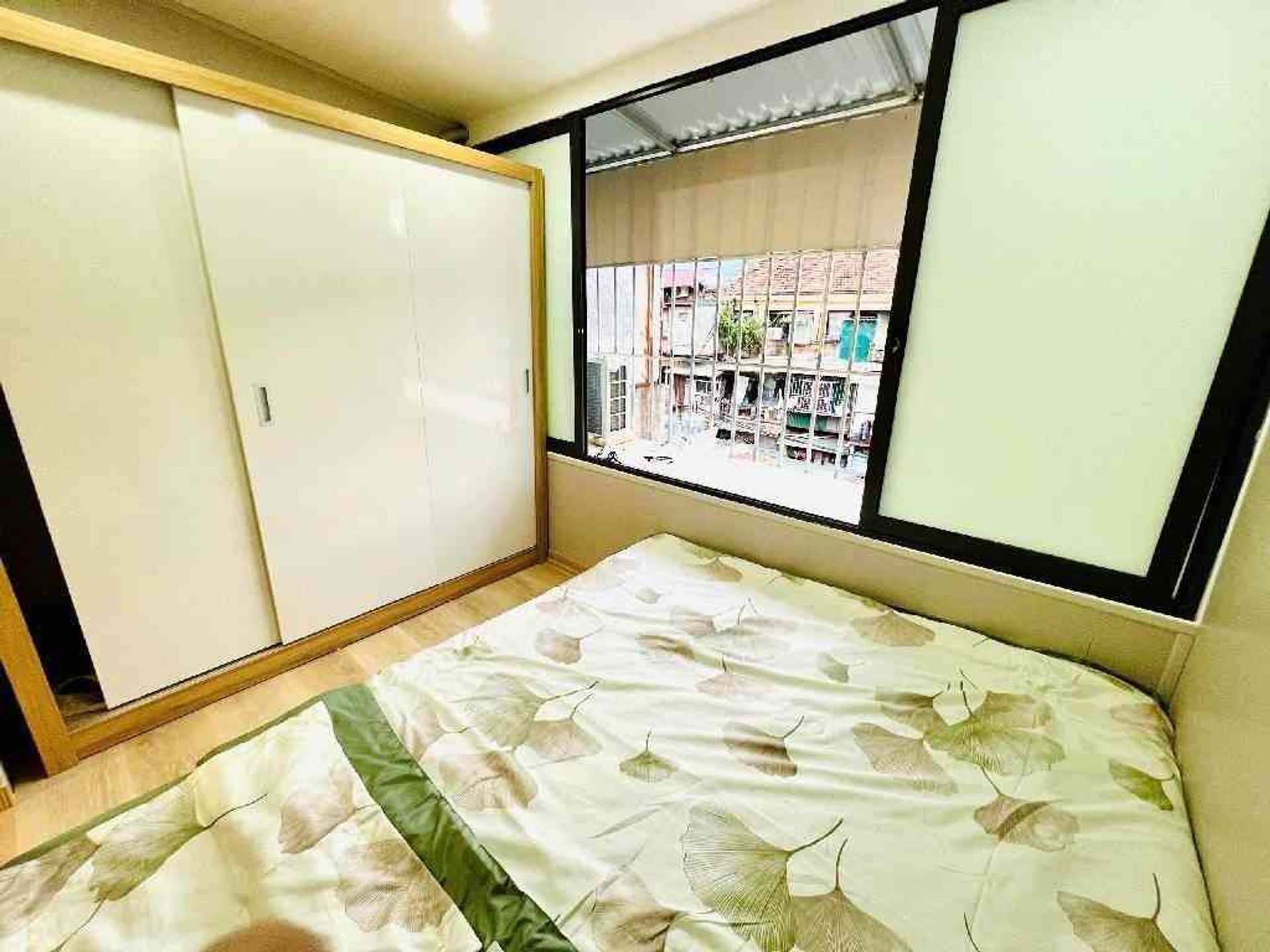 Bán nhà 8/3 - diện tích 19m2 2 tầng - Ô TÔ ĐỖ - giá 2,8 tỷ