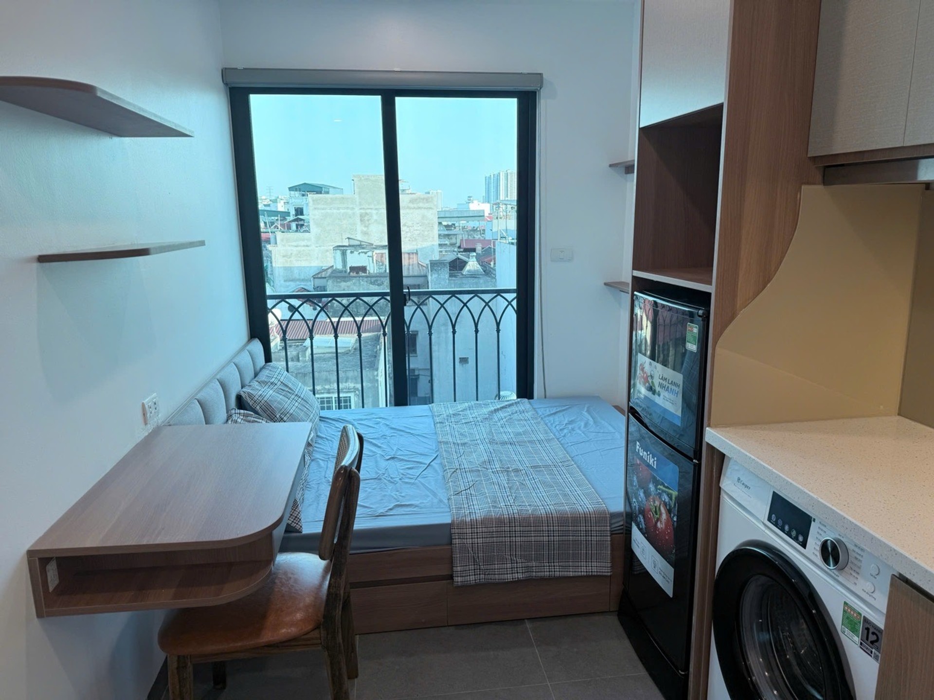 Bán nhà Trương Định - diện tích 61m2 7 tầng - Thang máy, ô tô tránh - giá 17,7 tỷ