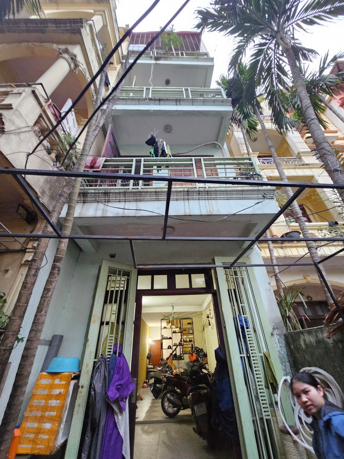 Bán nhà Trương Định - diện tích 71.5m2 4 tầng - Ngõ thông ô tô qua - giá 18,5 tỷ