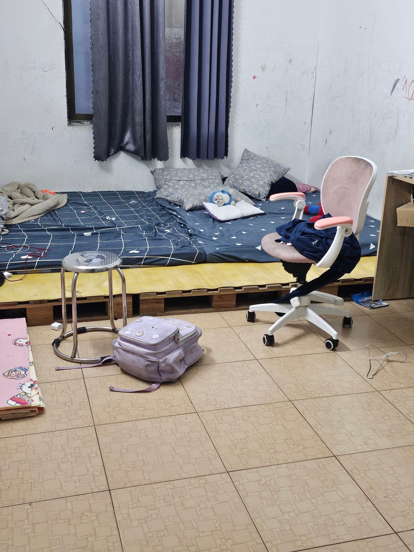 Bán nhà Trương Định - diện tích 71.5m2 4 tầng - Ngõ thông ô tô qua - giá 18,5 tỷ