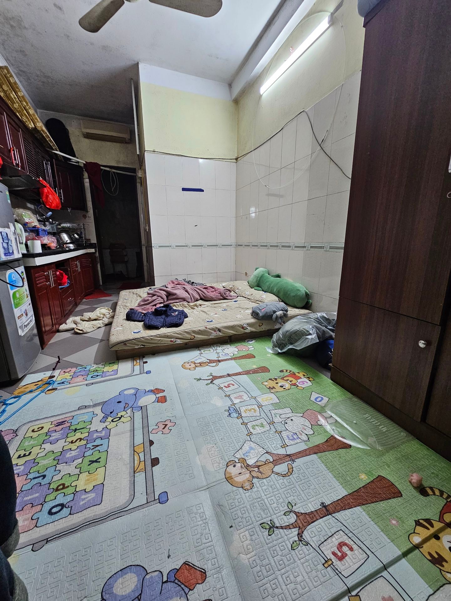 Bán nhà Trương Định - diện tích 71.5m2 4 tầng - Ngõ thông ô tô qua - giá 18,5 tỷ