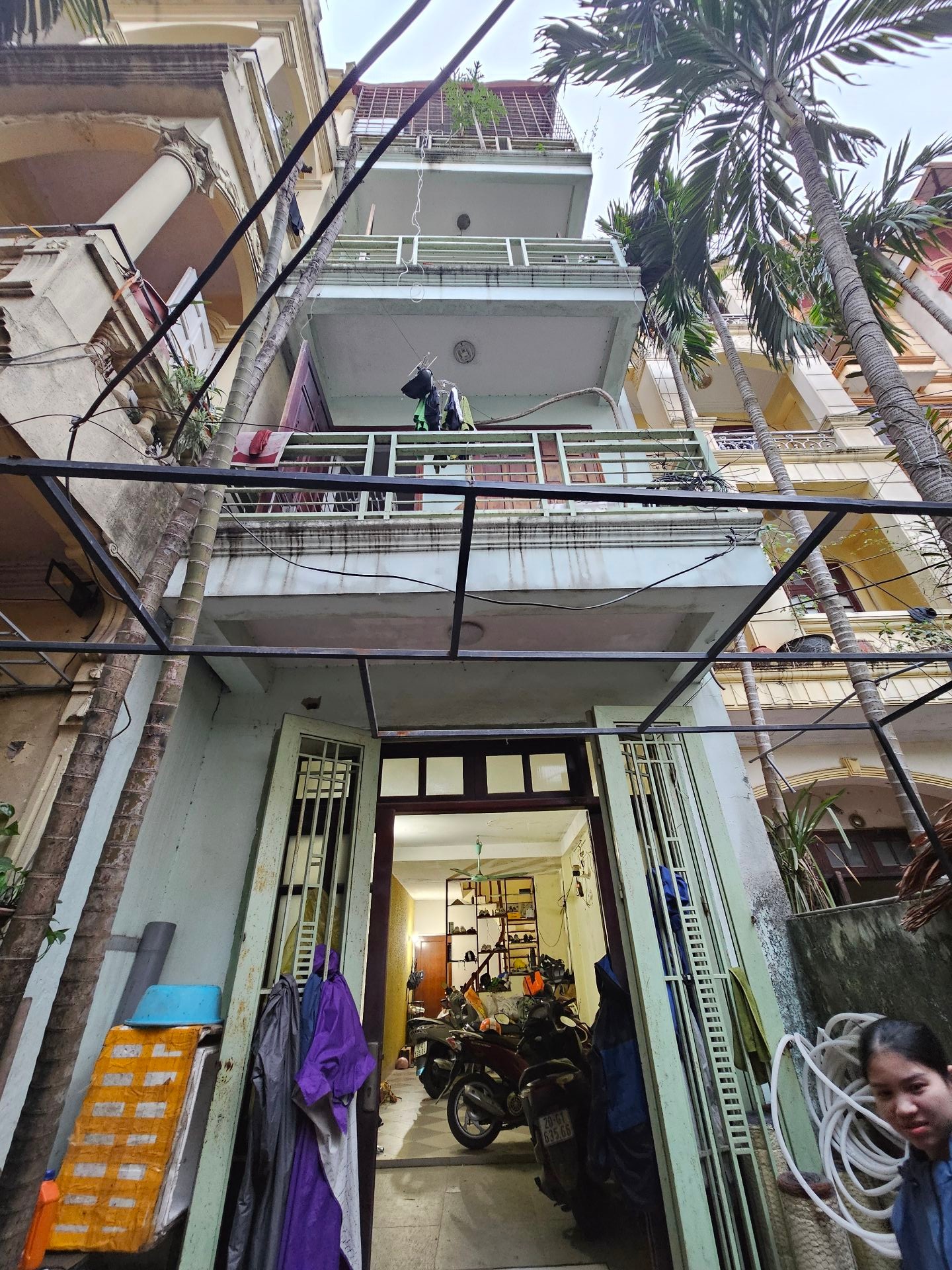 Bán nhà Trương Định - diện tích 71.5m2 4 tầng - Ngõ thông ô tô qua - giá 18,5 tỷ