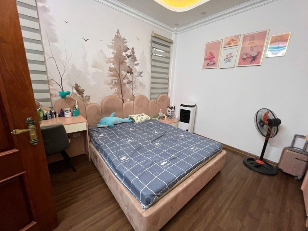 Bán nhà Pháo Đài Láng - diện tích 60m2 6 tầng - Lô góc, vỉa hè - giá 31,9 tỷ