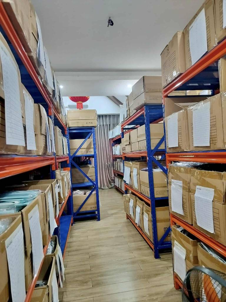 Bán nhà Cầu Bươu - diện tích 122.4m2 5 tầng - Lô góc 2 mặt thoáng - giá 32,7 tỷ