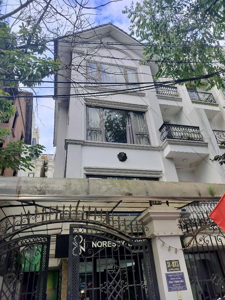 Bán nhà Cầu Bươu - diện tích 122.4m2 5 tầng - Lô góc 2 mặt thoáng - giá 32,7 tỷ