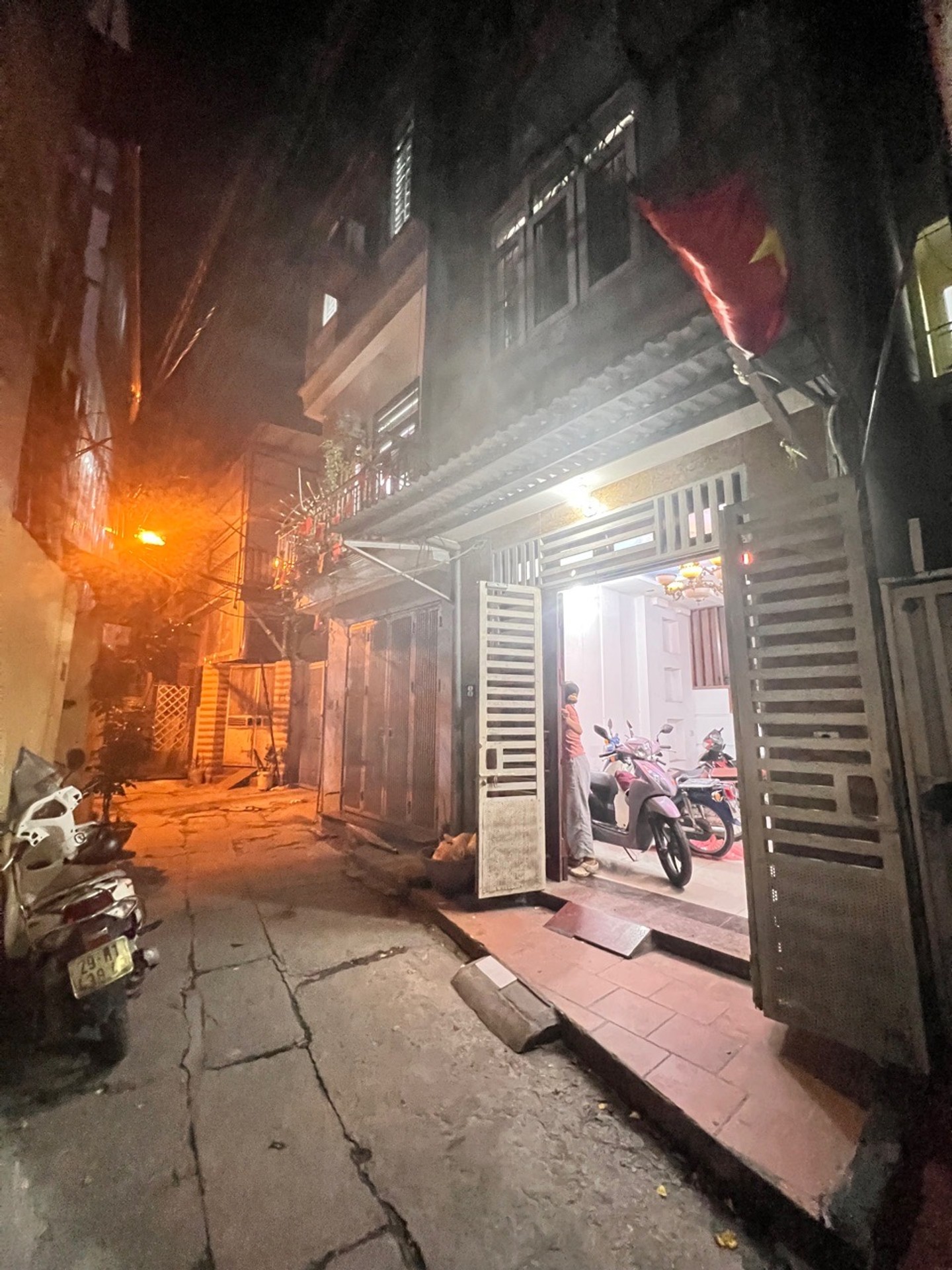Bán nhà Nam Dư - diện tích 36m2 5 tầng - Lô góc - giá 8,9 tỷ