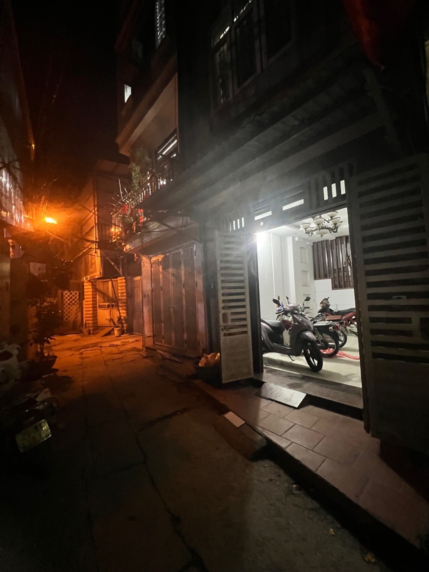 Bán nhà Nam Dư - diện tích 36m2 5 tầng - Lô góc - giá 8,9 tỷ