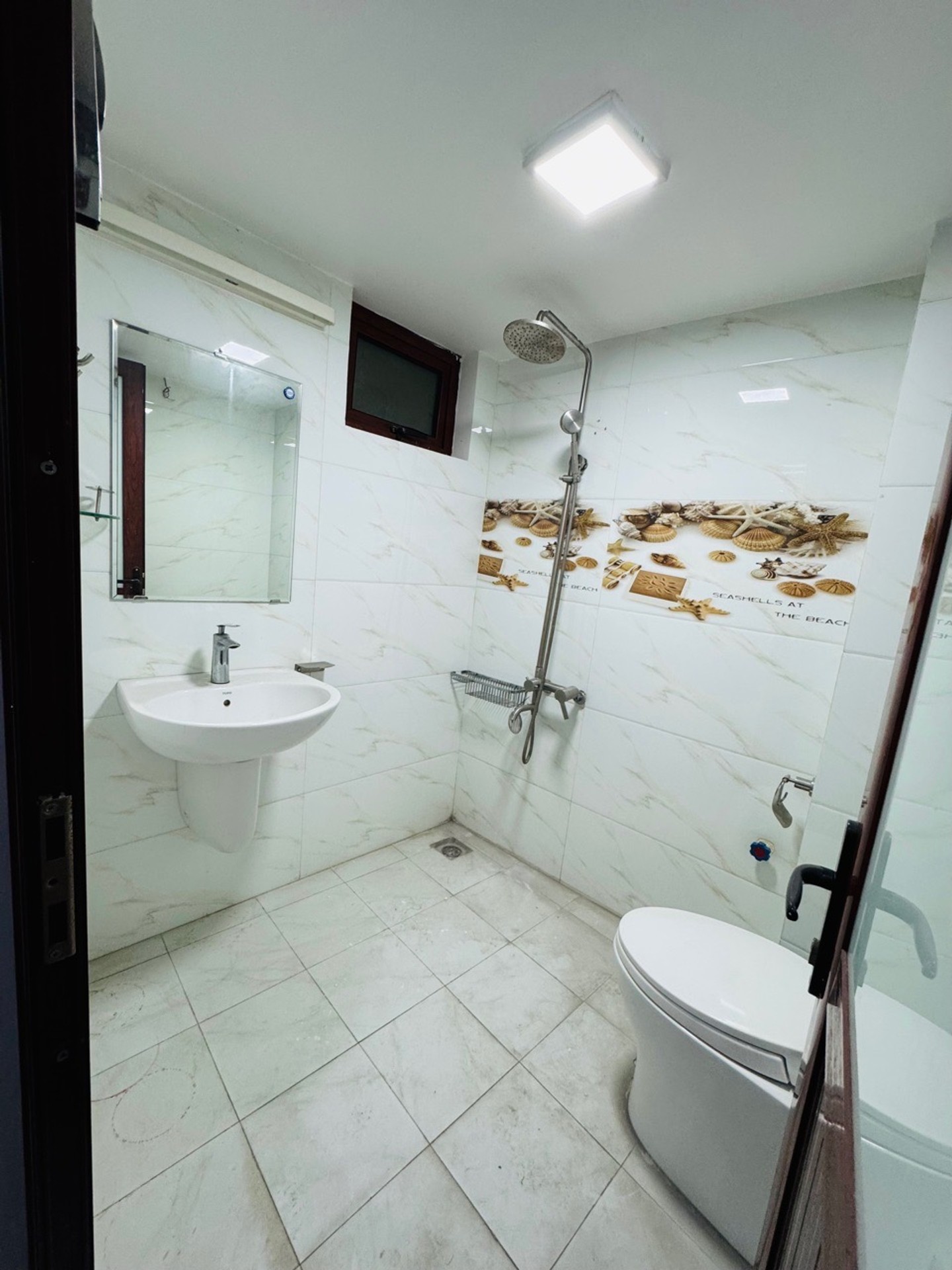 Bán nhà Chợ Khâm Thiên - diện tích 62m2 4 tầng - Nhà đẹp hiếm có - giá 10,9 tỷ