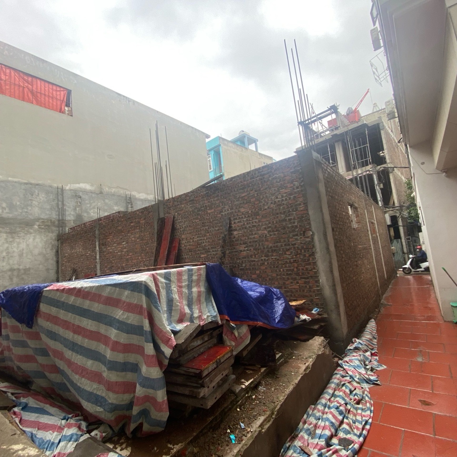 Bán nhà Lê Trọng Tấn - diện tích 43m2 4 tầng - Cực hiếm - giá 8,2 tỷ