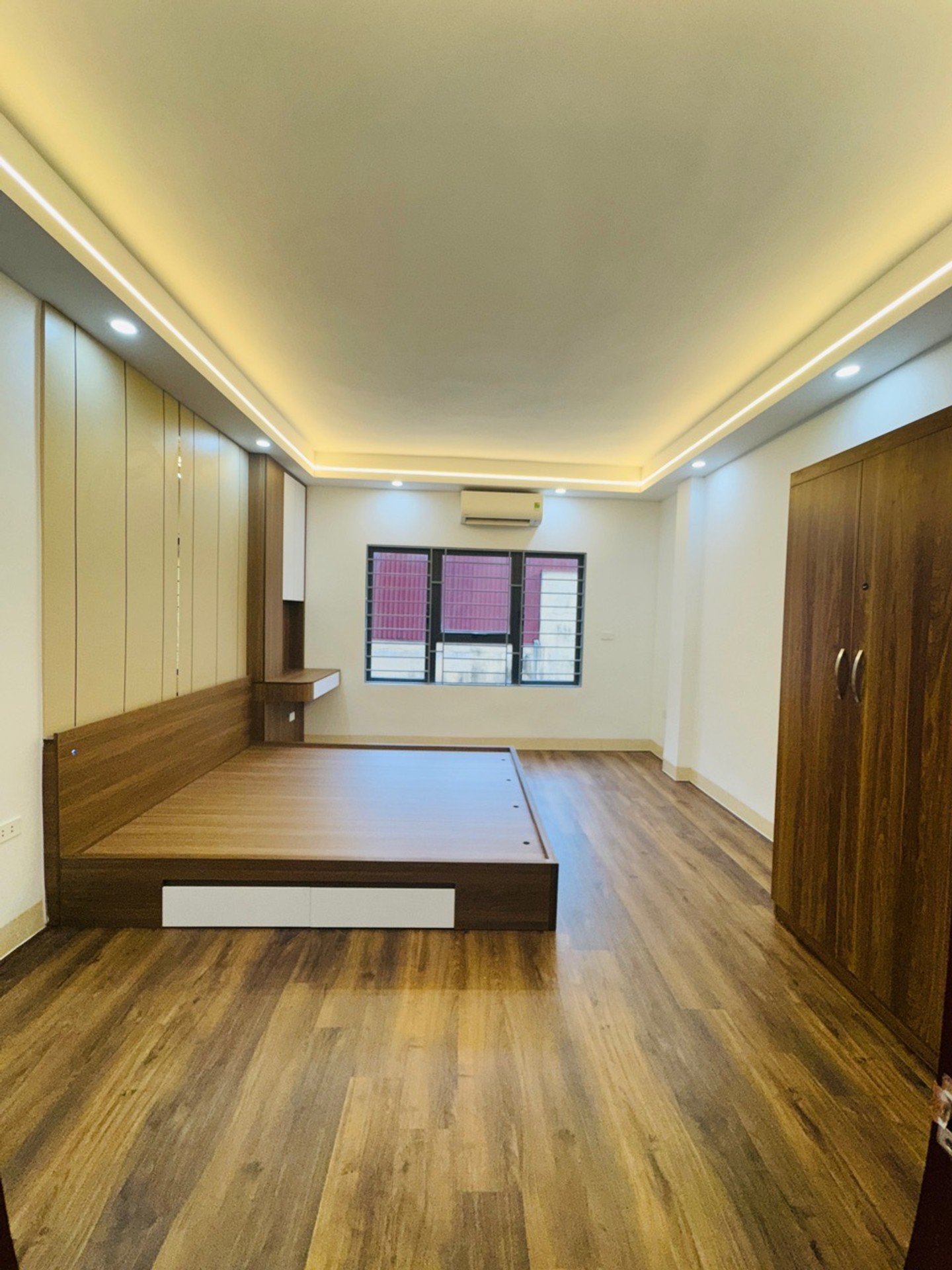 Bán nhà Nam Dư - diện tích 30m2 5 tầng - gần ô tô - giá 7,5 tỷ