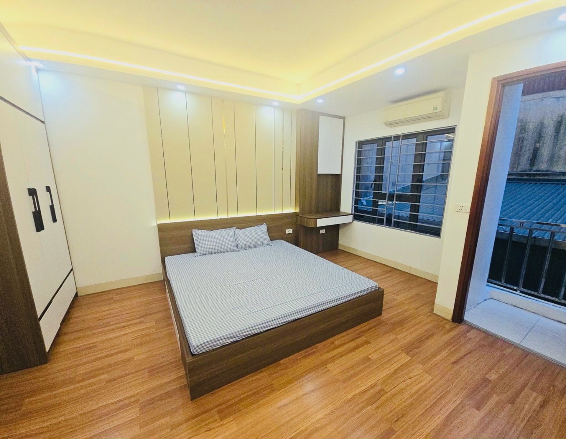 Bán nhà Nam Dư - diện tích 30m2 5 tầng - gần ô tô - giá 7,5 tỷ