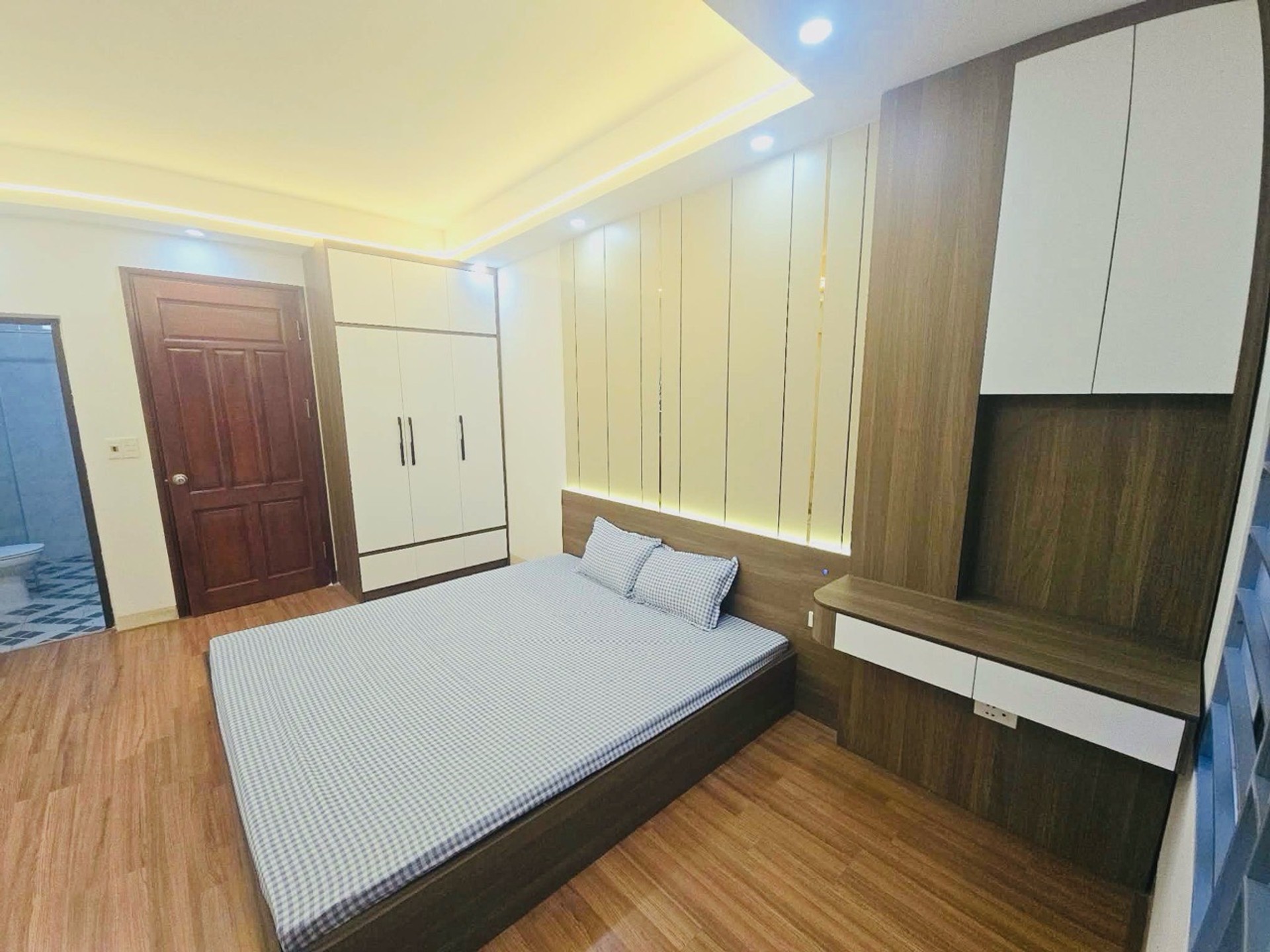 Bán nhà Nam Dư - diện tích 30m2 5 tầng - gần ô tô - giá 7,5 tỷ
