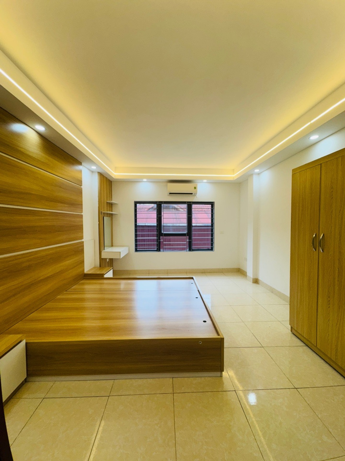 Bán nhà Nam Dư - diện tích 30m2 5 tầng - gần ô tô - giá 7,5 tỷ