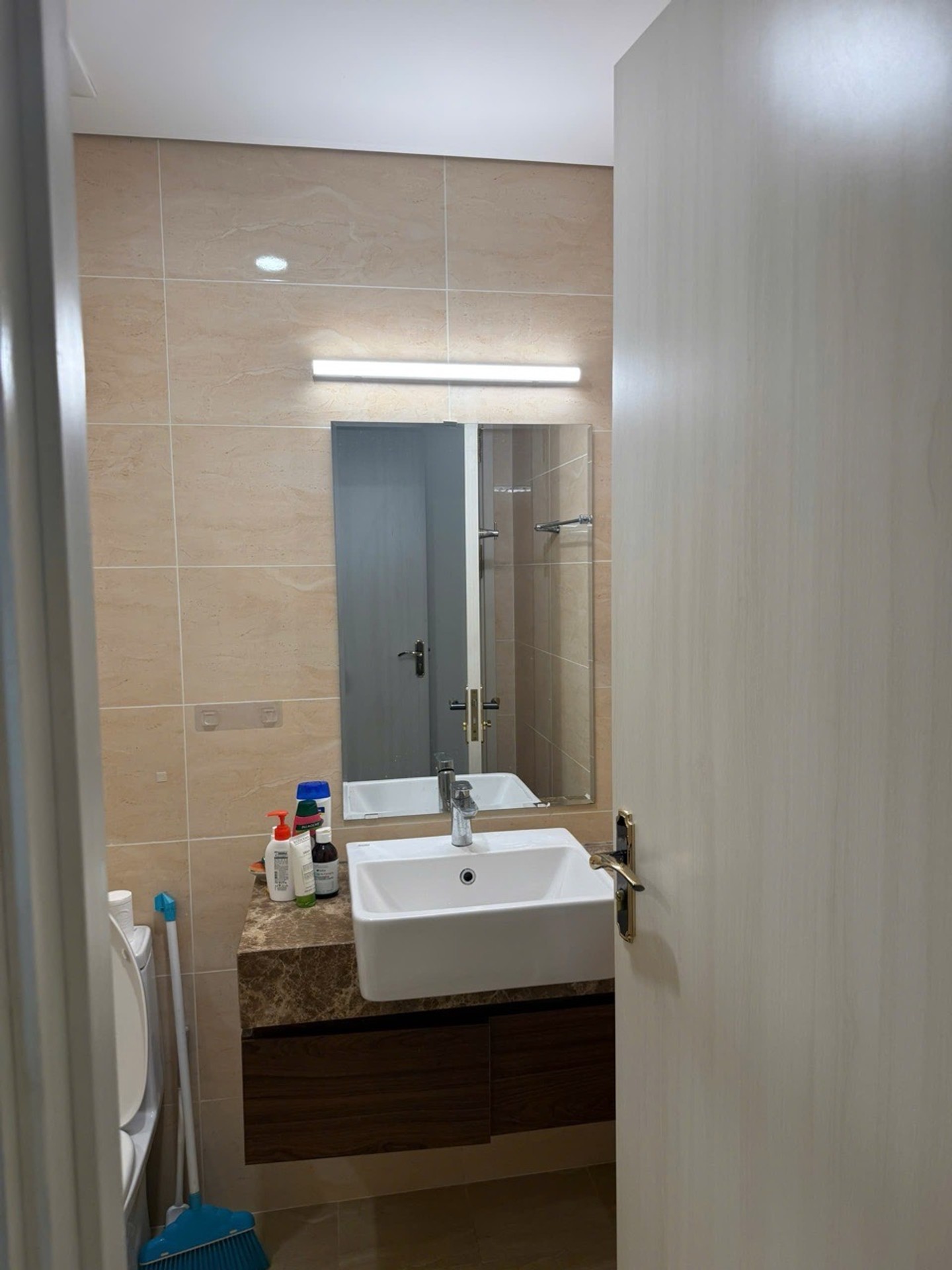 Bán nhà Nguyễn Tuân - diện tích 67m2 23 tầng - Căn hộ 2PN - 2WC - giá 7,48 tỷ