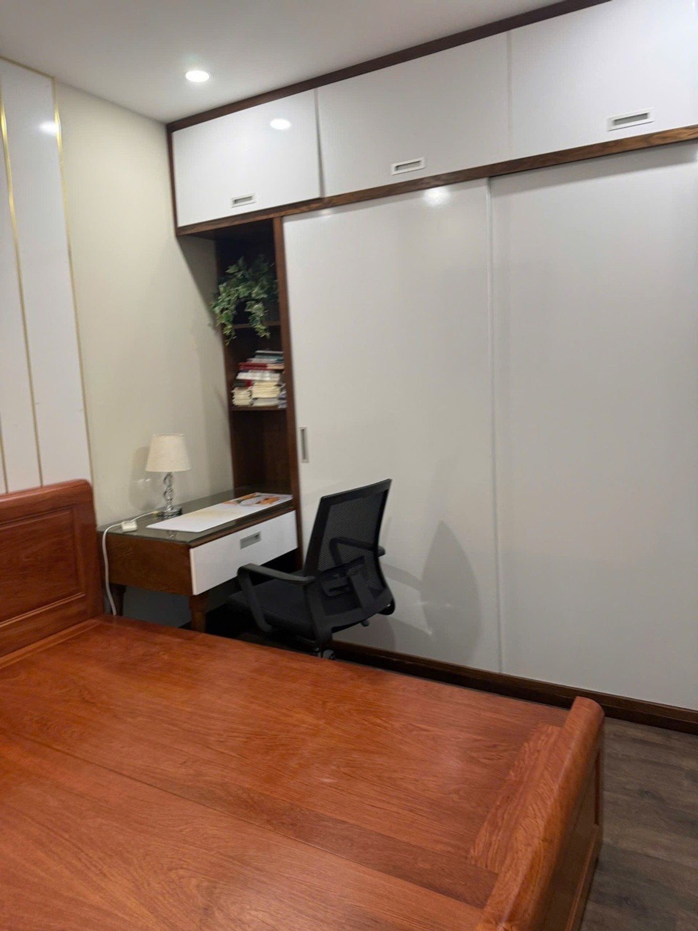 Bán nhà Nguyễn Tuân - diện tích 67m2 23 tầng - Căn hộ 2PN - 2WC - giá 7,48 tỷ