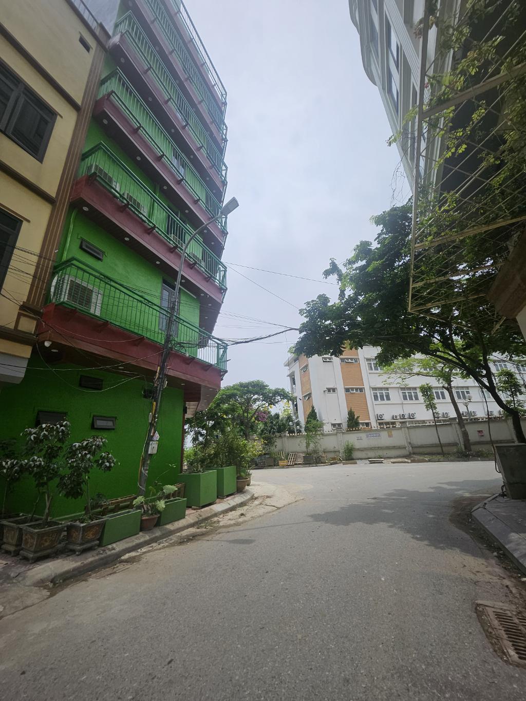 Bán nhà Tứ Hiệp - diện tích 105m2 7 tầng - LÔ GÓC 3 MẶT THOÁNG - giá 48 tỷ