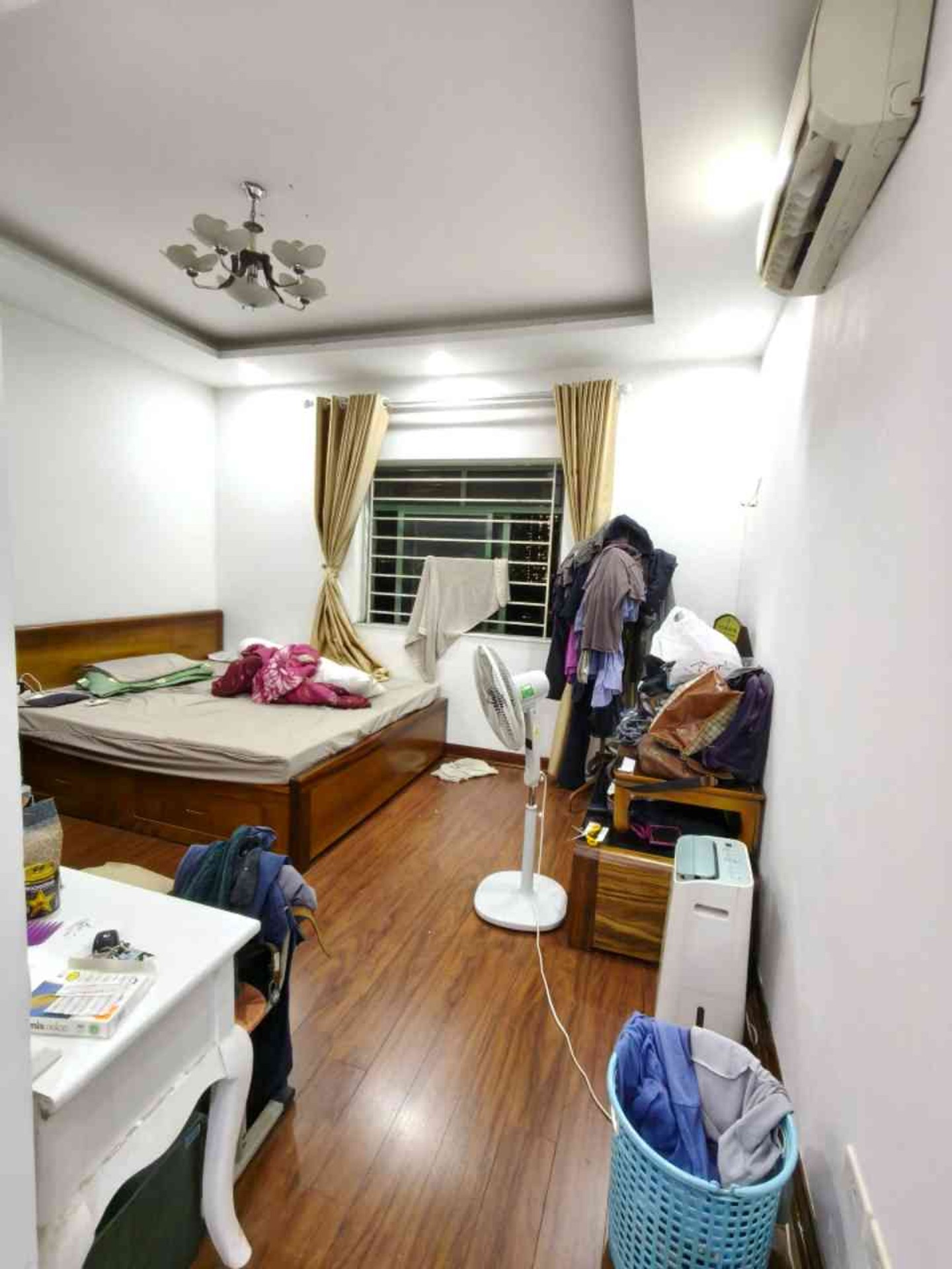 Bán nhà Ngõ Hoà Bình - diện tích 238m2 11 tầng - Siêu phẩm căn hộ đập thông - giá 26,8 tỷ