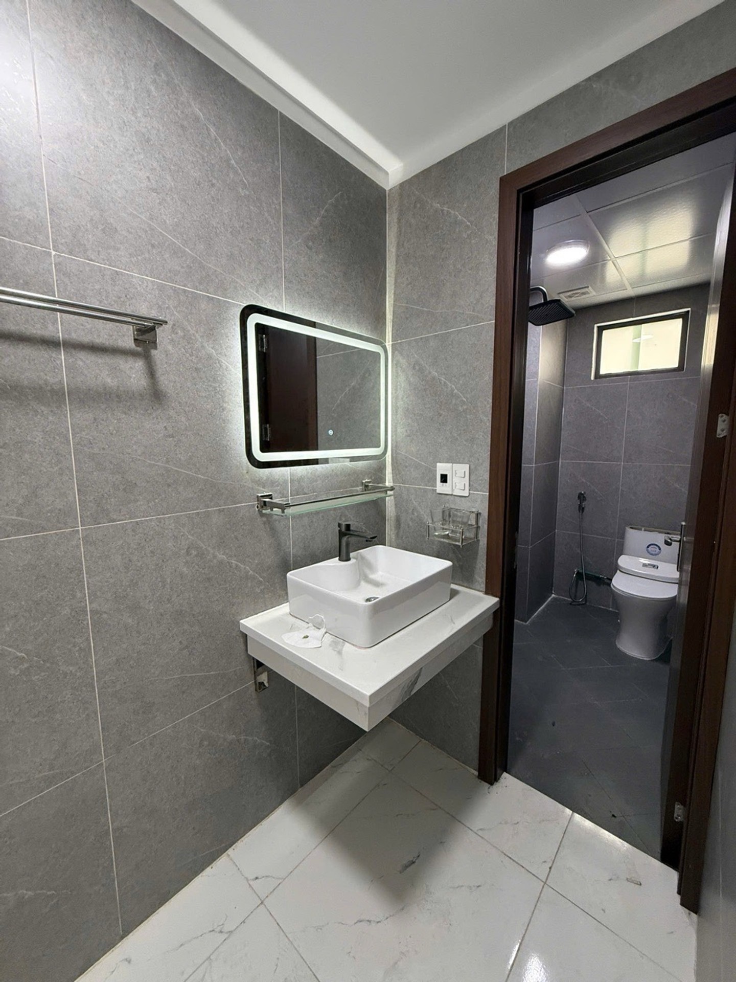 Bán nhà Thái Thịnh - diện tích 35m2 6 tầng - Cực hiếm - giá 10,4 tỷ