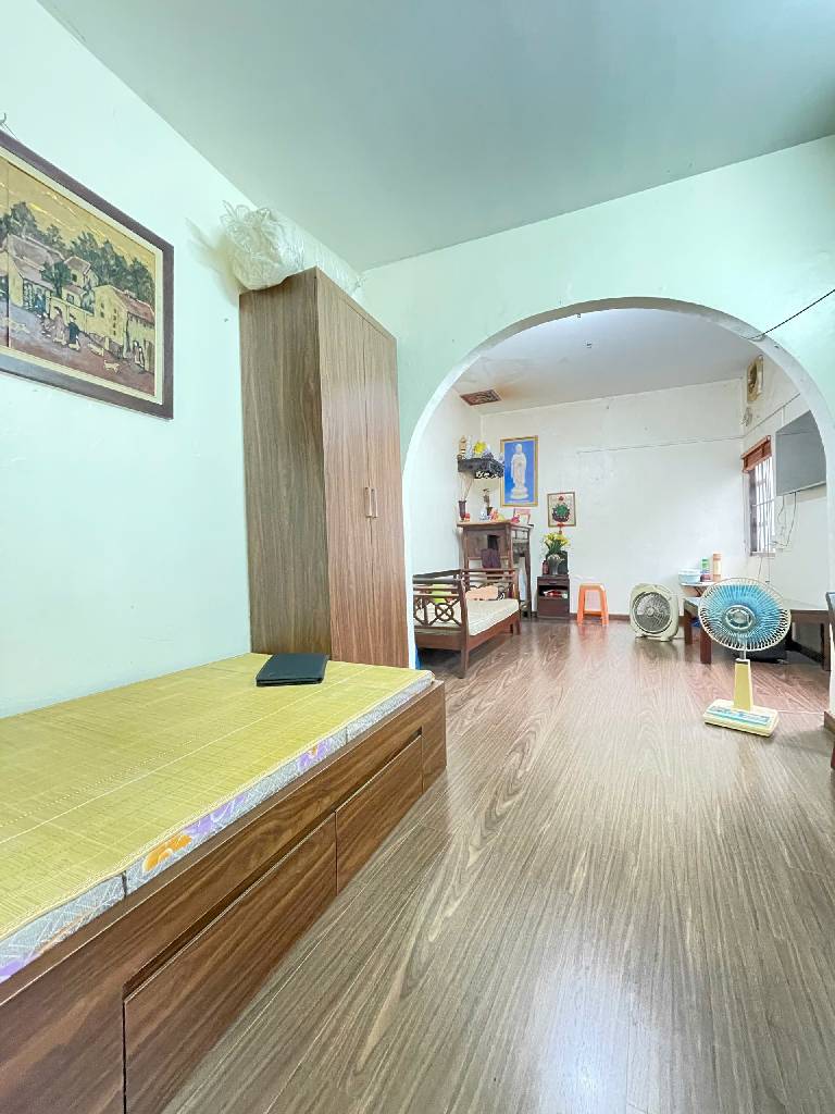 Bán nhà Lê Duẩn - diện tích 45m2 3 tầng - Nhà mặt phố, vị trí kinh doanh cực đẹp - giá 26 tỷ