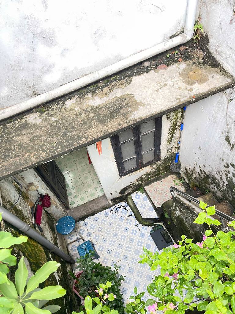 Bán nhà Lê Duẩn - diện tích 45m2 3 tầng - Nhà mặt phố, vị trí kinh doanh cực đẹp - giá 26 tỷ