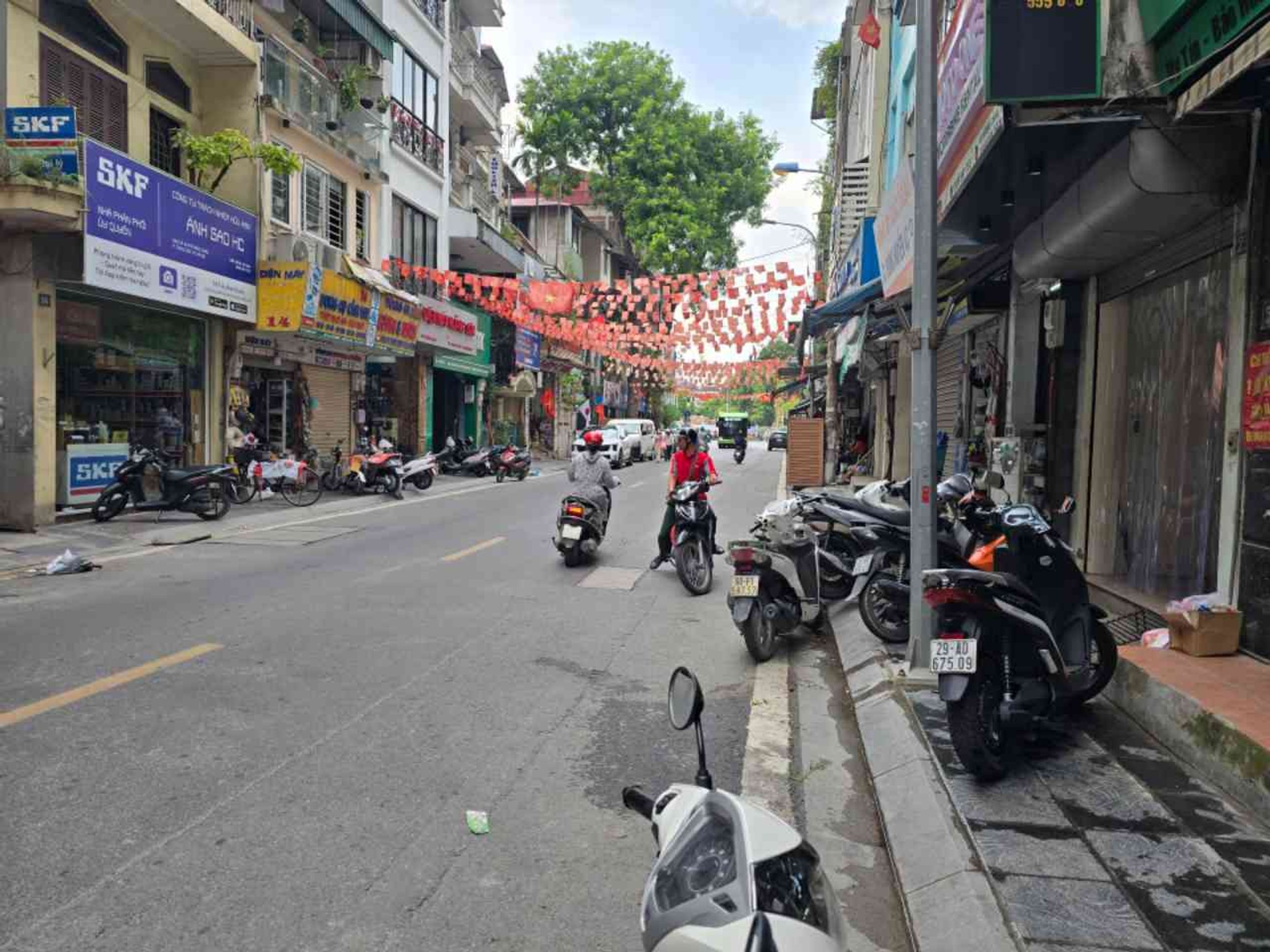 Bán nhà Hàng Cháo - diện tích 19m2 4 tầng - Mặt phố kinh doanh đỉnh - giá 14,5 tỷ