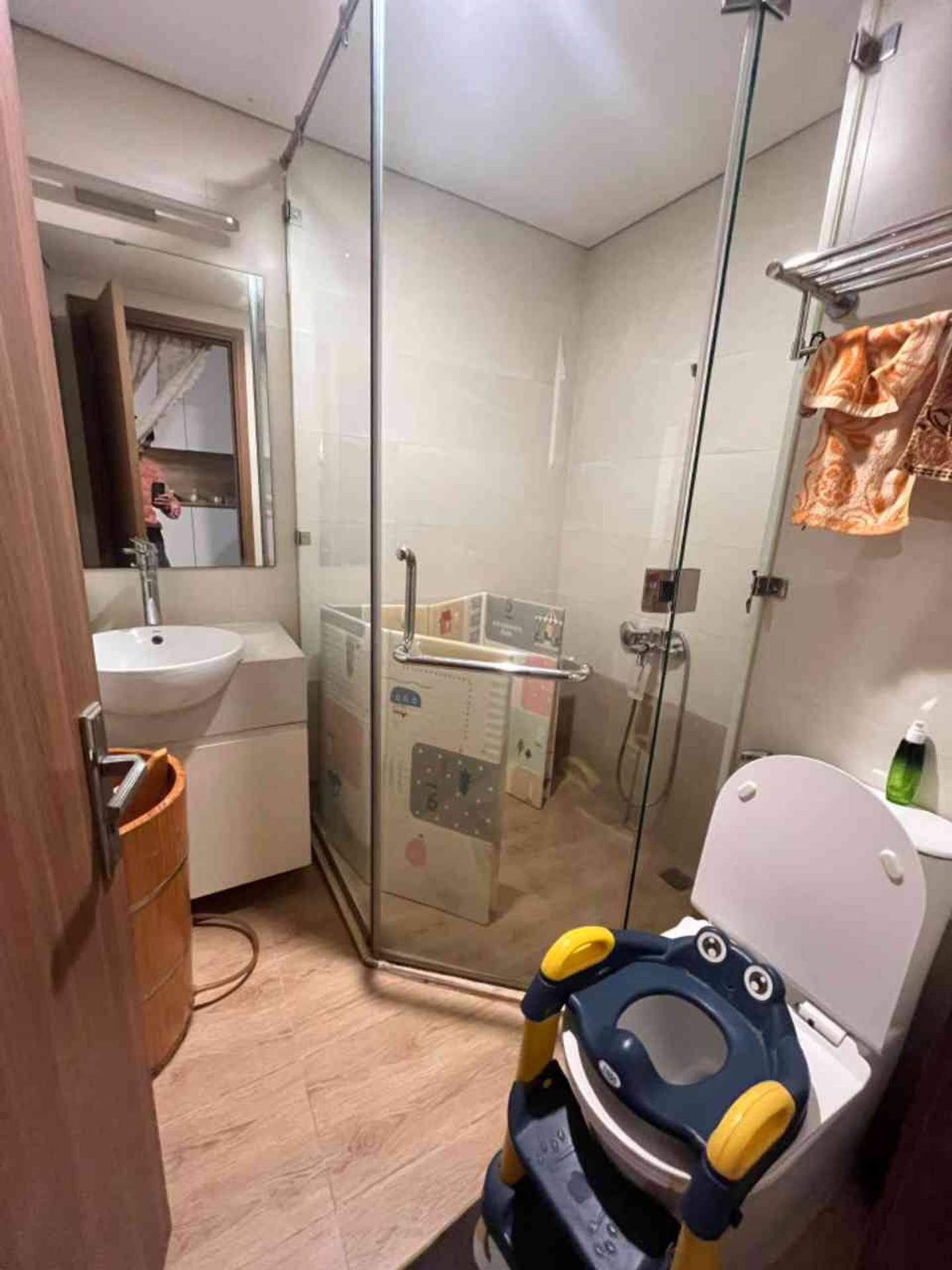 Bán nhà Minh Khai - diện tích 74m2 1 tầng - Căn hộ đẹp, giá 8,2 tỷ