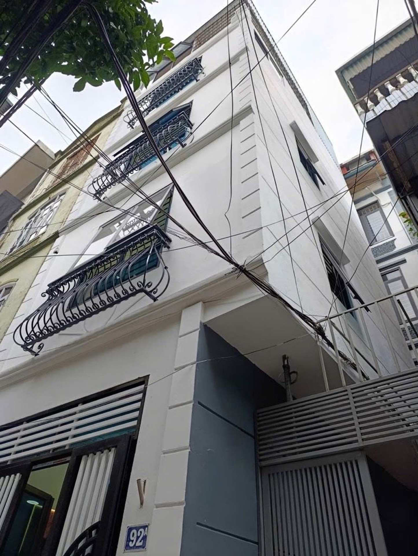 Bán nhà Nguyễn Chính - diện tích 23m2 5 tầng - Ngõ như phố, gần ô tô - giá 5,5 tỷ