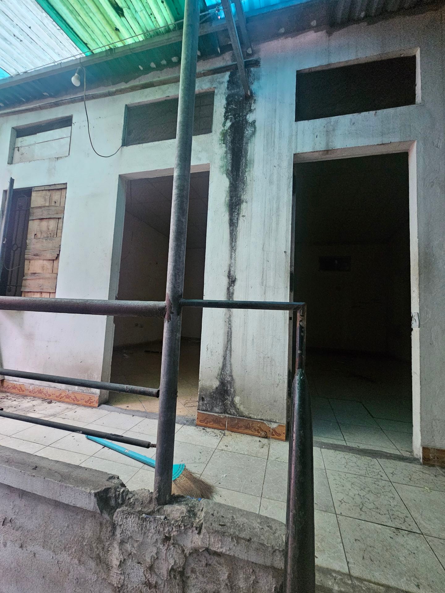 Bán nhà Kim Ngưu - diện tích 45m2 2 tầng - Thang máy - giá 8,2 tỷ