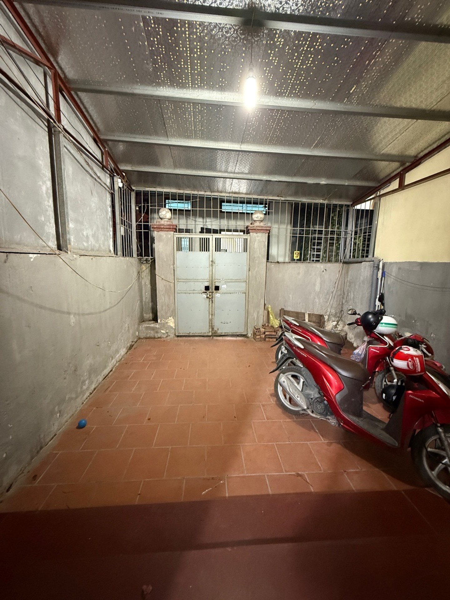 Bán nhà Bùi Xương Trạch - diện tích 65m2 4 tầng - Ô TÔ ĐỖ CỔNG - giá 13,8 tỷ
