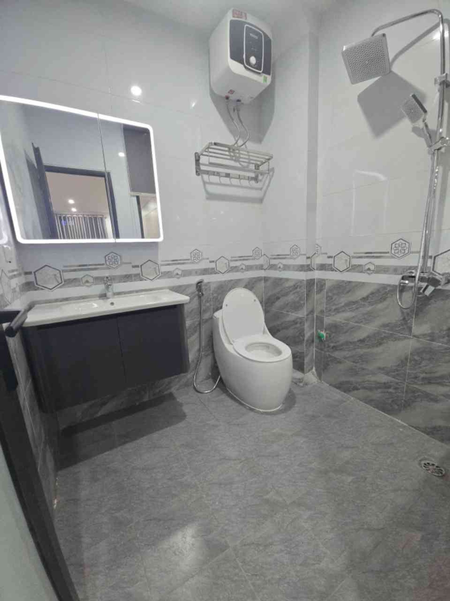 Bán nhà Ngũ Nhạc - diện tích 52m2 6 tầng - Ô TÔ ĐỖ CỬA - giá 14,5 tỷ