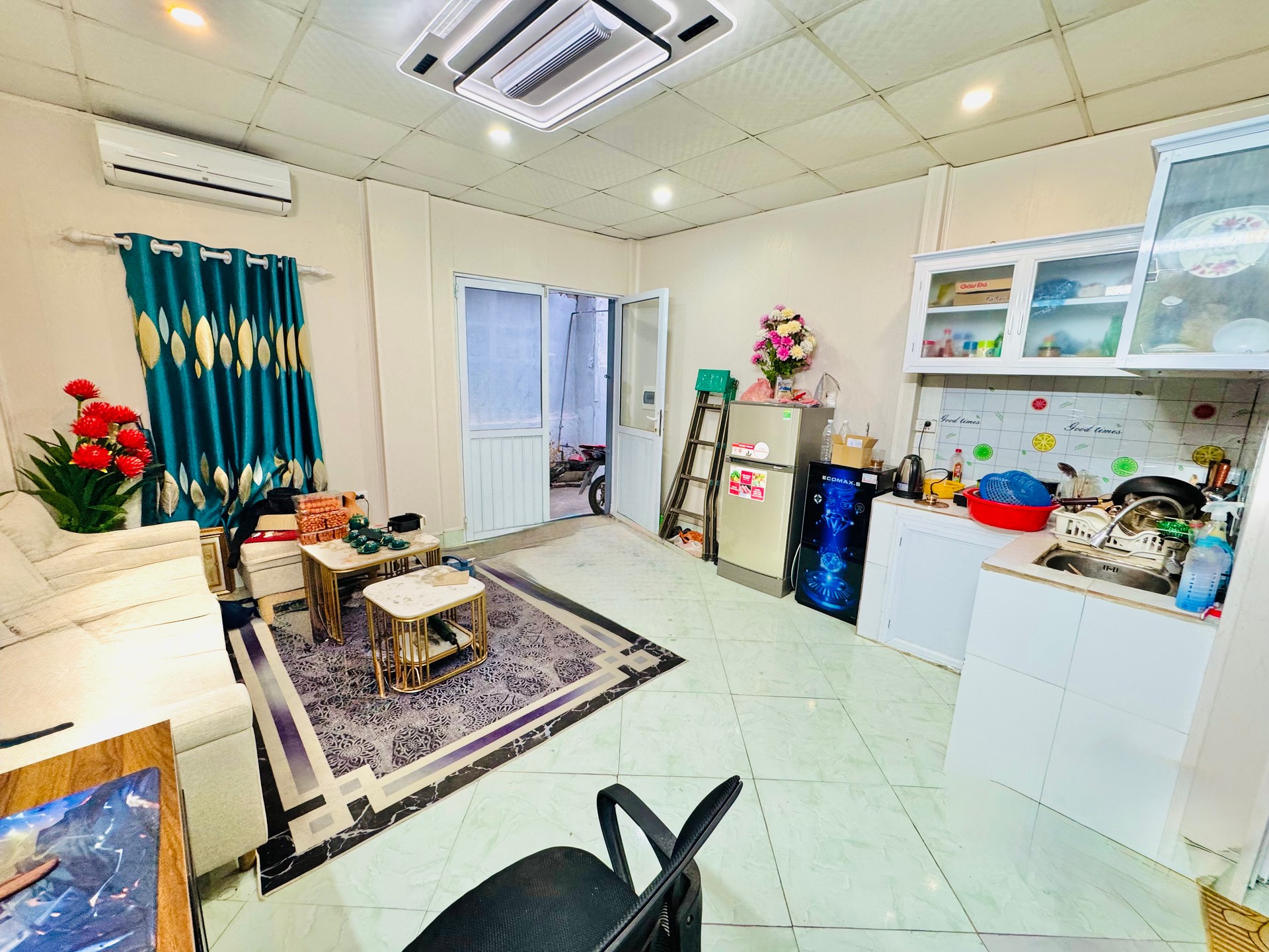 Bán nhà Thúy Lĩnh - diện tích 26m2 2 tầng - ngõ ba gác - giá 1,95 tỷ