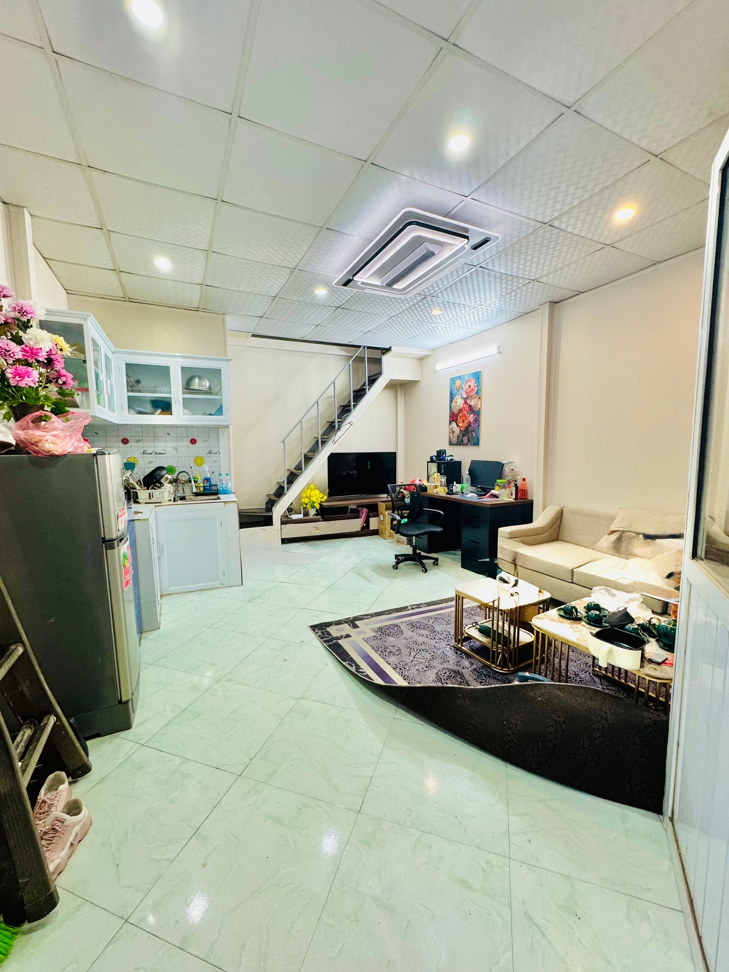 Bán nhà Thúy Lĩnh - diện tích 26m2 2 tầng - ngõ ba gác - giá 1,95 tỷ