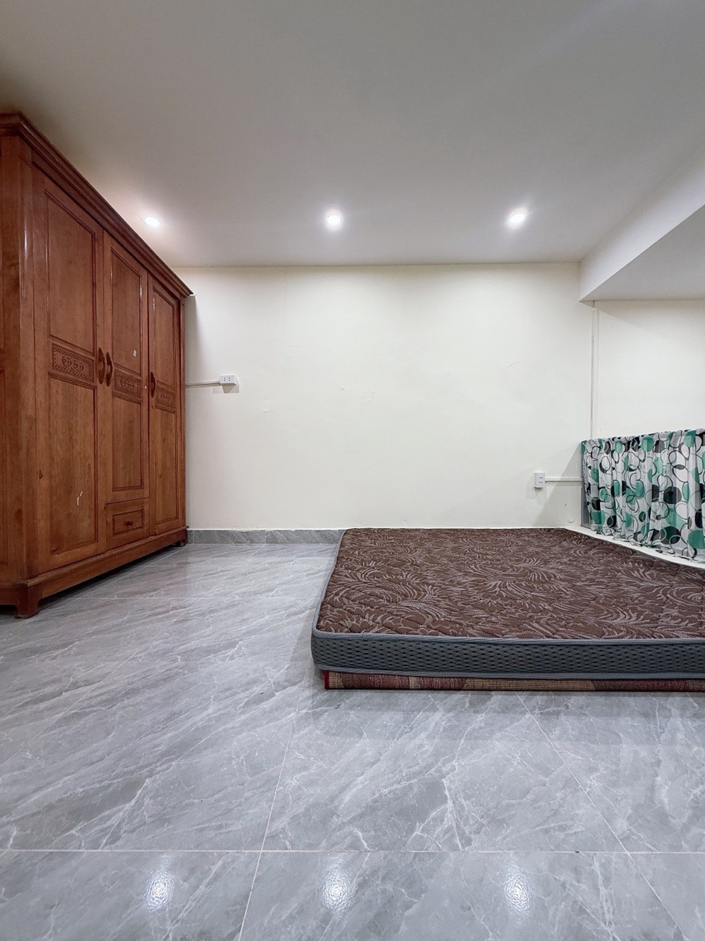 Bán nhà Khương Đình - diện tích 26m2 1.5 tầng - Lô góc - giá 1,65 tỷ