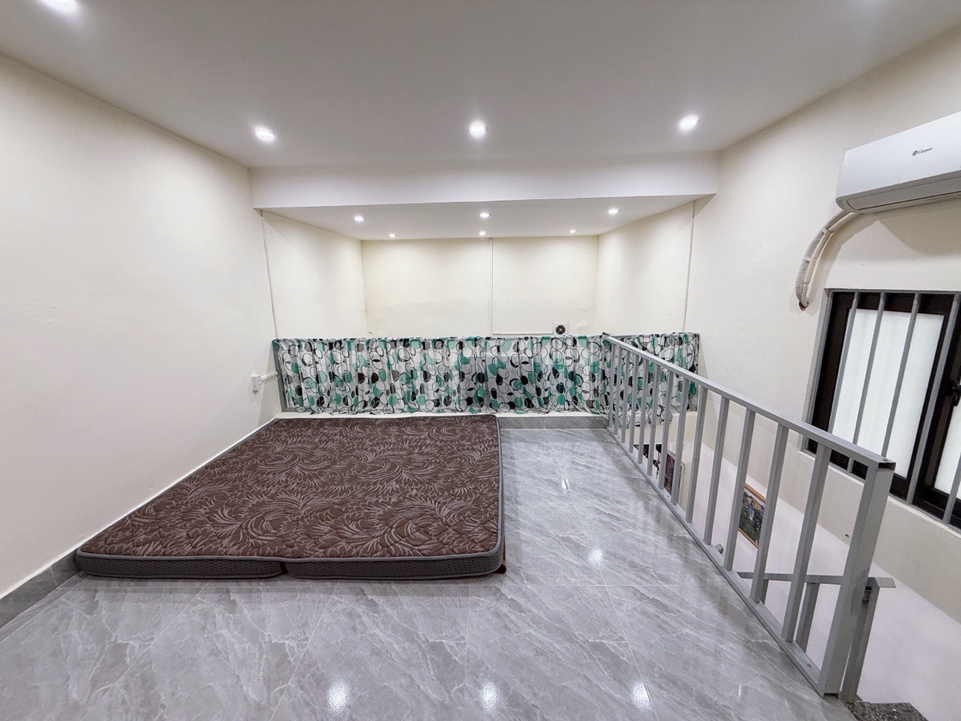 Bán nhà Khương Đình - diện tích 26m2 1.5 tầng - Lô góc - giá 1,65 tỷ