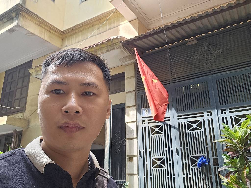 Bán nhà Vũ Hữu - diện tích 53.3m2 3 tầng - ô tô tránh - giá 27,99 tỷ