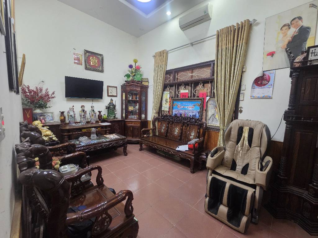 Bán nhà Vũ Hữu - diện tích 53.3m2 3 tầng - ô tô tránh - giá 27,99 tỷ