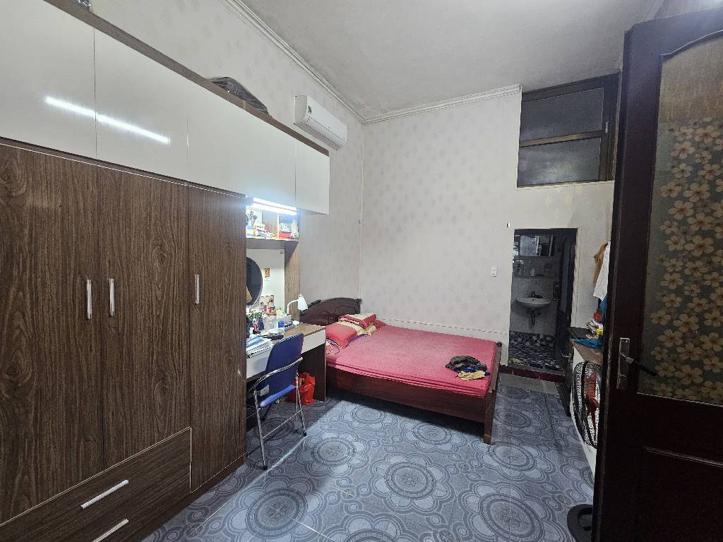 Bán nhà Vũ Hữu - diện tích 53.3m2 3 tầng - ô tô tránh - giá 27,99 tỷ