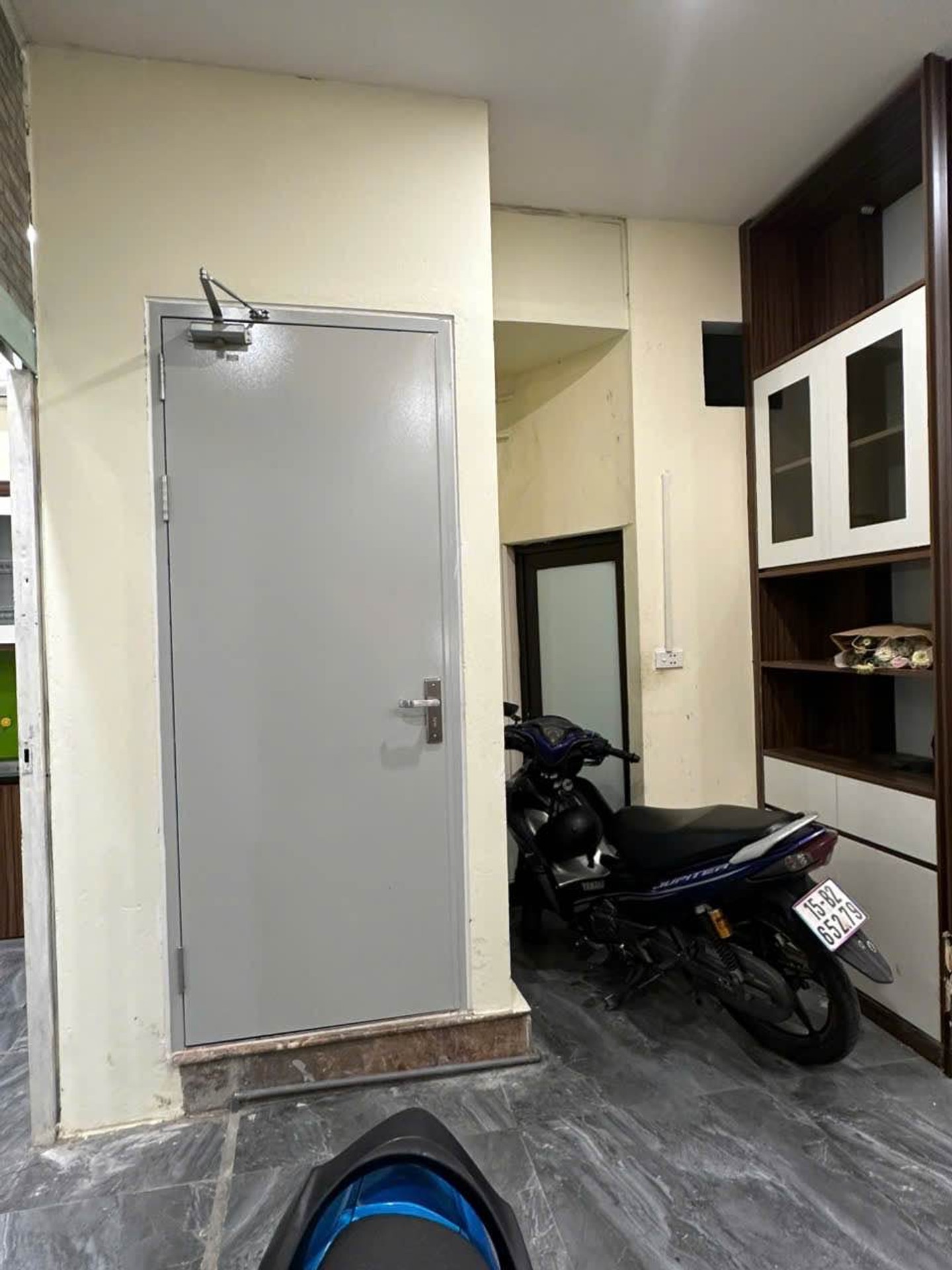Bán nhà Kim Giang - diện tích 60m2 5 tầng - Ô tô lùi tận cửa - giá 14,5 tỷ