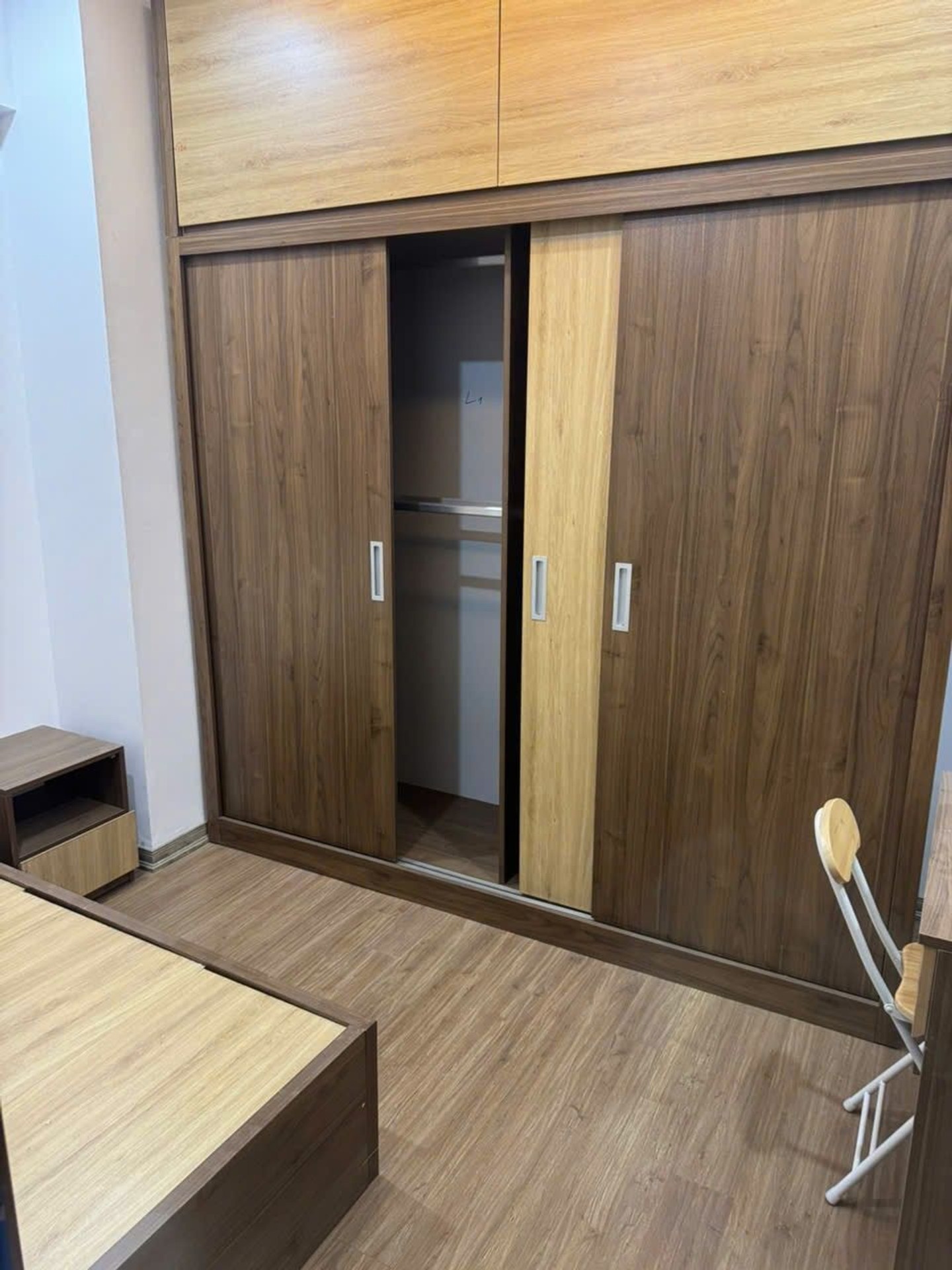 Bán nhà Đặng Xuân Bảng - diện tích 85m2 14 tầng - Lô góc - giá 6,5 tỷ