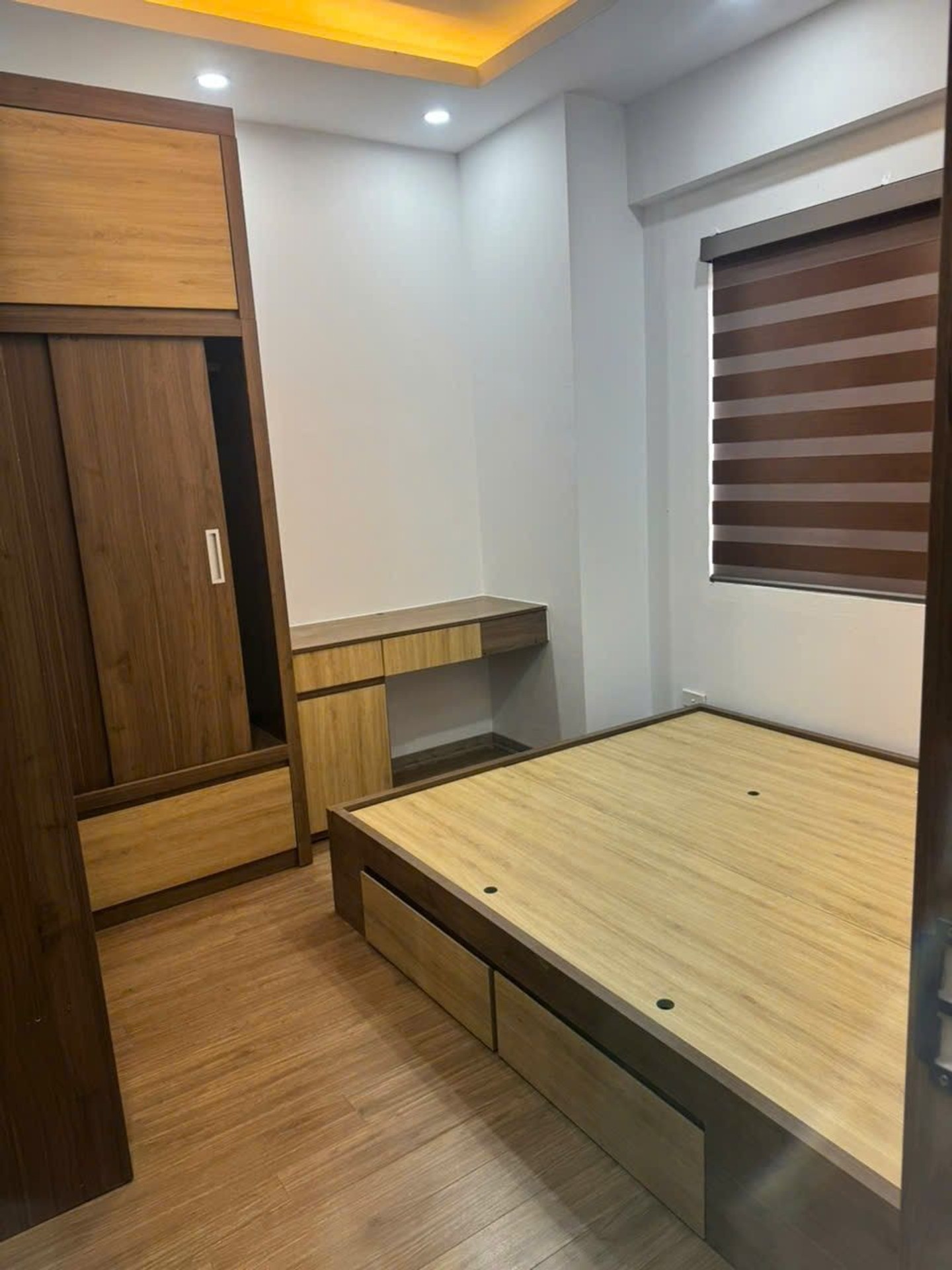 Bán nhà Đặng Xuân Bảng - diện tích 85m2 14 tầng - Lô góc - giá 6,5 tỷ
