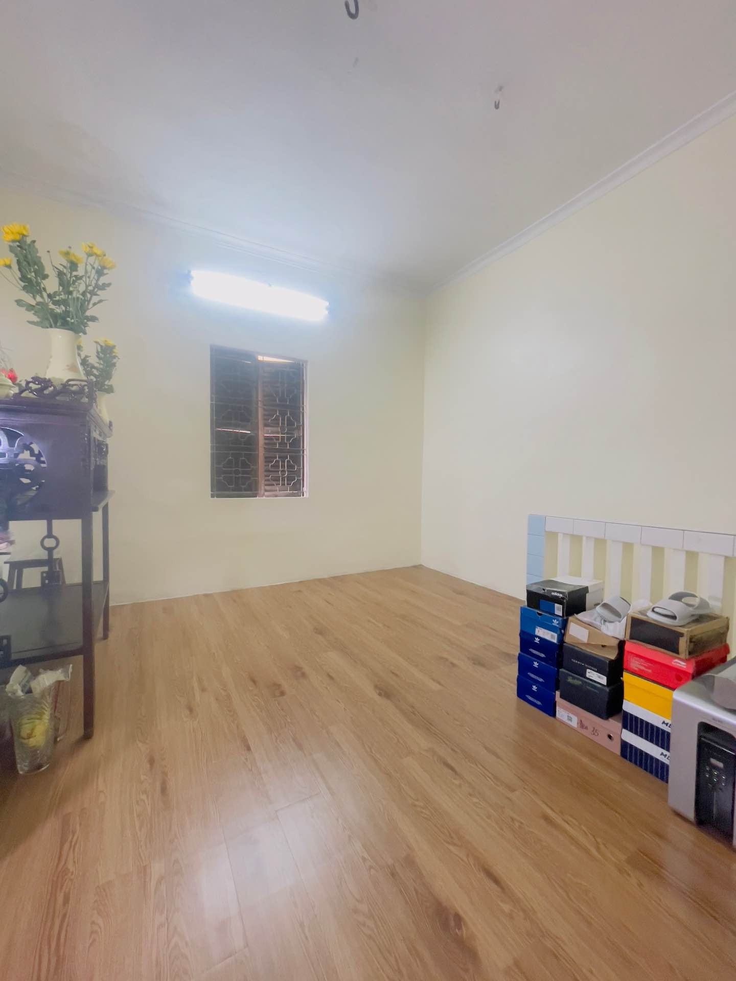 Bán nhà Hai Bà Trưng - diện tích 62m2 3 tầng - Ngõ thông, ô tô lùi tận cửa - giá 16,5 tỷ