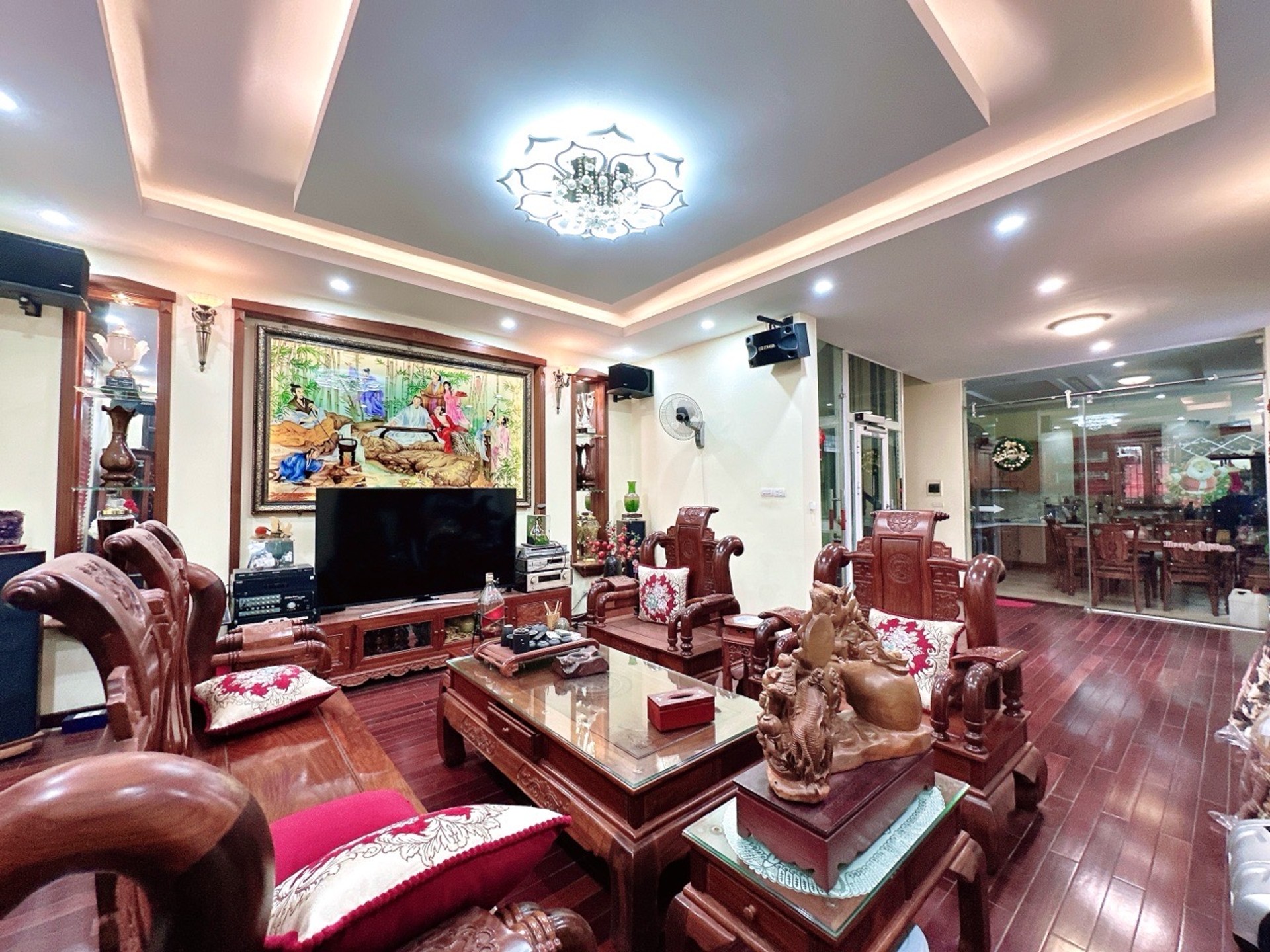 Bán nhà Bằng Liệt - diện tích 115m2 5 tầng - Căn góc, ô tô kinh doanh - giá 25,5 tỷ