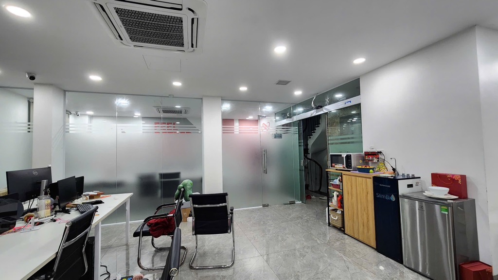 Bán nhà Nguyễn Xiển - diện tích 157.4m2 6 tầng - Lô góc 2 mặt thoáng - giá 76 tỷ