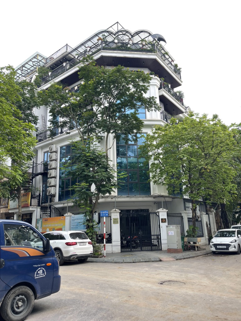 Bán nhà Nguyễn Xiển - diện tích 157.4m2 6 tầng - Lô góc 2 mặt thoáng - giá 76 tỷ