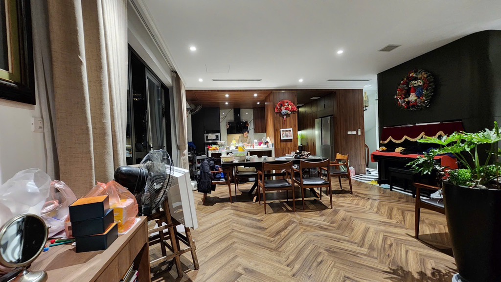 Bán nhà Nguyễn Xiển - diện tích 157.4m2 6 tầng - Lô góc 2 mặt thoáng - giá 76 tỷ