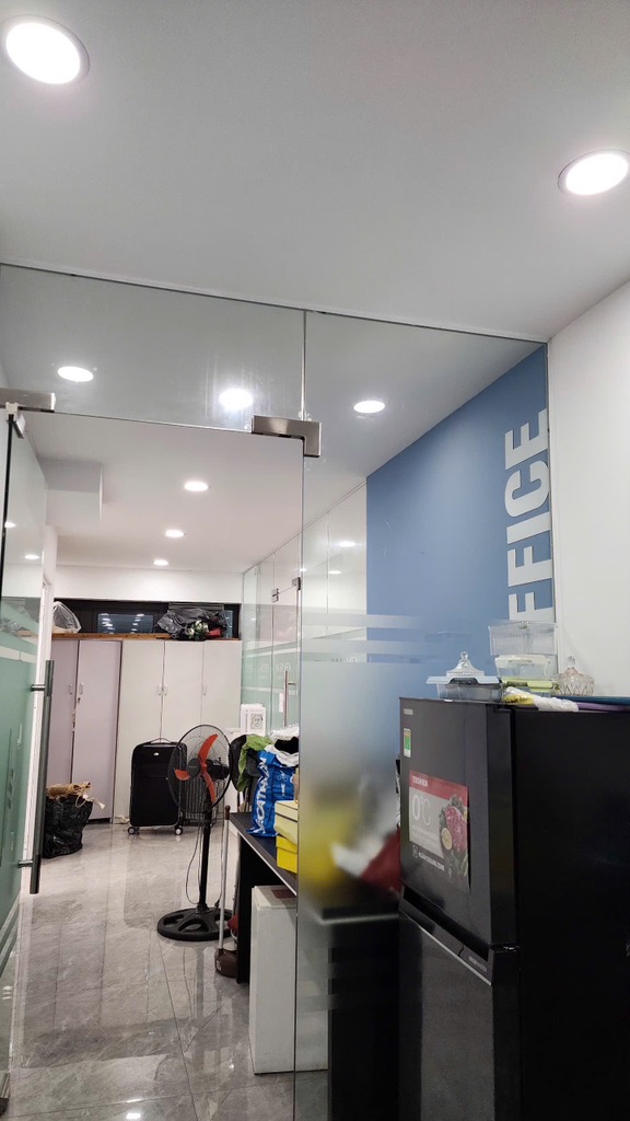 Bán nhà Nguyễn Xiển - diện tích 157.4m2 6 tầng - Lô góc 2 mặt thoáng - giá 76 tỷ