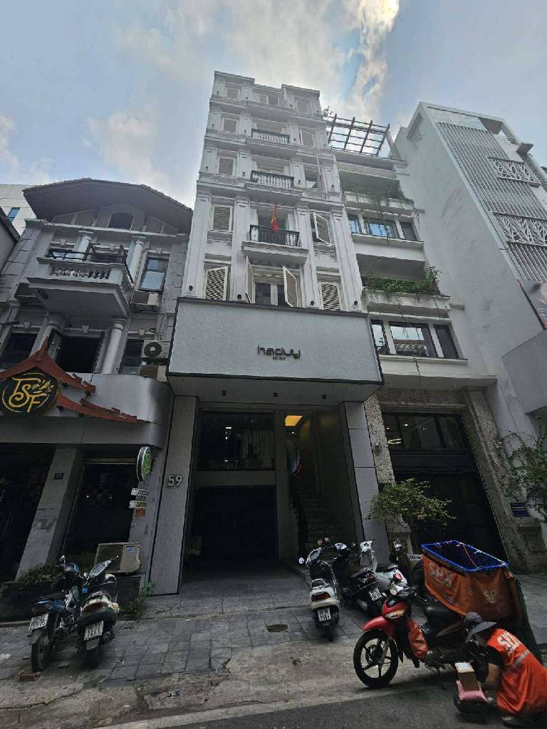 Bán nhà Bùi Thị Xuân - diện tích 105m2 7 tầng - Mặt phố trung tâm - giá 110 tỷ